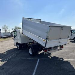 Autres Isuzu BENNE+COFFRE M21 T F AISIN R.J Saint-Priest