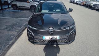 Renault Megane E-Tech  - photo 2