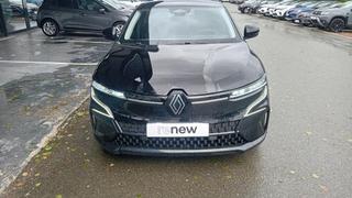 Renault Megane E-Tech  - photo 2