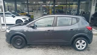 Dacia Sandero  - photo 1
