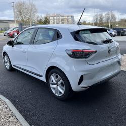 Renault Clio 5 1.0 TCE 90CH EVOLUTION - 25 Cou&euml;ron