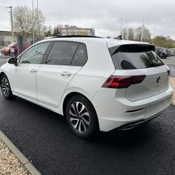Volkswagen Golf 8 2.0 TDI SCR 150CH ACTIVE DSG7 Cou&euml;ron
