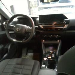 Citroen C4 1.2 HYBRIDE 145CH PLUS E-DCS6 Cou&euml;ron