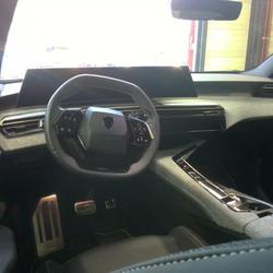 Peugeot 3008 1.2 HYBRID 145CH GT E-DCS6 Cou&euml;ron