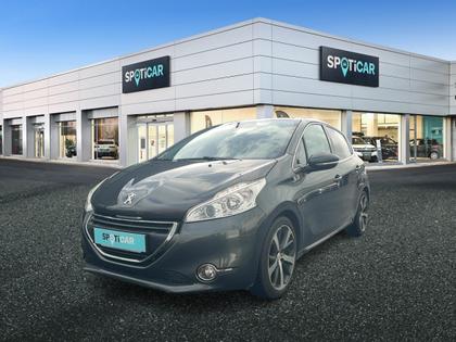 Peugeot 208 - 1.6 E-HDI 115 FELINE 5 portes  (janv. 2013) (co2 99) - 8 490 €