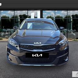 Kia XCee'd 1.6 GDI HYBRIDE RECHARGEABLE 141CH DCT6 Black & White Edition N&icirc;mes