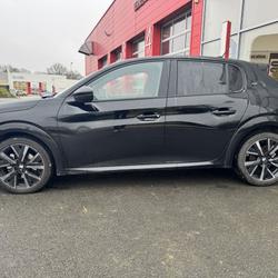 Peugeot 208 PureTech 130 S&S EAT8 GT Ch&acirc;teau-Gontier-sur-Mayenne