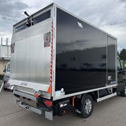 Iveco Daily 35S18 A8 3L CAISSE LAMBERET HAYON D HOLLANDIA 4 VERINS GROUPE CARRIER Chanas