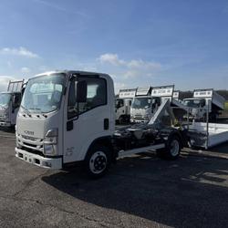 Autres Isuzu POLY BENNE D30C32  3.0L 150 R.J Saint-Priest