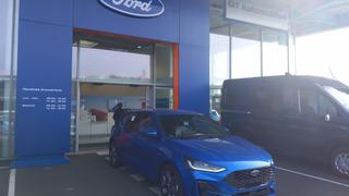 Ford Focus  - photo 0