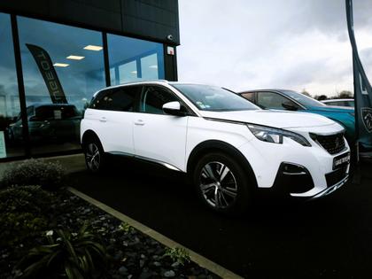 Peugeot 5008 - BlueHDi 130 S&S ALLURE BUSINESS - 17 250 €