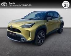 Toyota Yaris Cross Cerisé