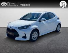 Toyota Yaris Cerisé