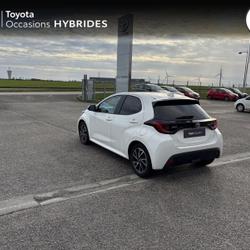Toyota Yaris 116h Design 5p MY22 Sarceaux