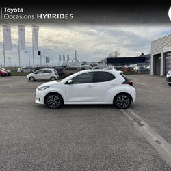 Toyota Yaris 116h Design 5p MY22 Sarceaux