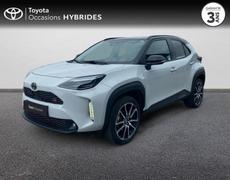 Toyota Yaris Cross Cerisé