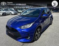 Toyota Yaris Cerisé