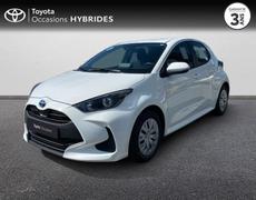 Toyota Yaris Cerisé