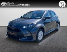 Toyota Yaris Cerisé
