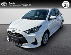 Toyota Yaris Cerisé