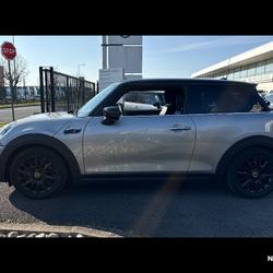 Mini Hatch (F56) COOPER SE 184 PREMIUM BVA Saint-Maximin