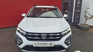 Dacia Sandero  - photo 1