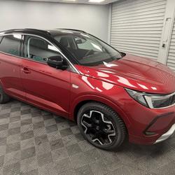 Opel Grandland Grandland 1.5 Diesel 130 ch BVA8 Elegance Business Gond-Pontouvre