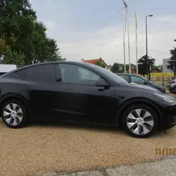 Tesla Model Y STANDARD RWD Le Rheu