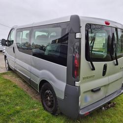 Renault Trafic combi PASSENGER AUTHEN. L2H1 1200 2.5 DCI 140 Pl&eacute;met