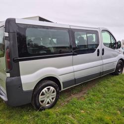 Renault Trafic combi PASSENGER AUTHEN. L2H1 1200 2.5 DCI 140 Pl&eacute;met