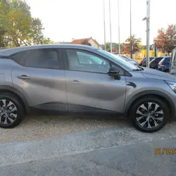 Renault Captur 1.6 E-TECH HYBRIDE 145CH EVOLUTION BVA6 occasion - Le Rheu - photo 3/10