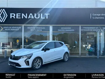 Renault Clio - Evolution TCe 90 X-Tronic - 18 590 €