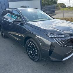 Peugeot 5008 1.2 HYBRID 145 E-DCS6 GT Chemill&eacute;-en-Anjou