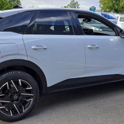 Peugeot 3008 1.2 HYBRID 136 E-DCS6 ALLURE Machecoul-Saint-M&ecirc;me