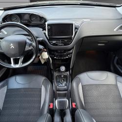 Peugeot 2008 2008 1.2 PureTech 110ch S&S EAT6 Allure Theix-Noyalo