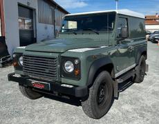 Land Rover Defender Saint-Germain-Lespinasse