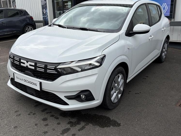 Dacia Sandero  - 12 690 €