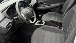Dacia Sandero  - photo 3