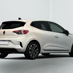 Renault Clio 5 Clio E-Tech full hybrid 145 ch GSR2 Techno H&eacute;nin-Beaumont