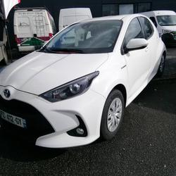 Toyota Yaris Hybride 116h Dynamic Business Stage Acad Nantes