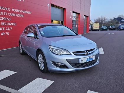 Opel Astra - 1.4 Turbo 140 ch S/S Cosmo 5 portes  (mars 2015) (co2 135) - 8 250 €
