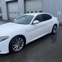 Alfa Romeo Giulia 2.2 210ch AT8 Q4 Veloce L'Hermitage