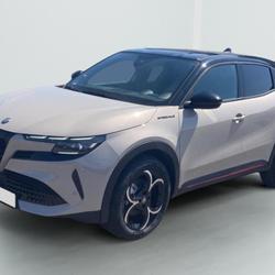 Alfa Romeo Junior 1.2 ibrida 145 speciale e-dct6 H&eacute;nin-Beaumont