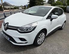 Renault Clio 4 Quelaines-Saint-Gault