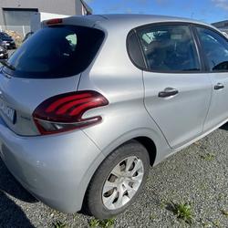 Peugeot 208 1.6 BlueHDi 75 Access Cany-Barville