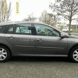 Renault Laguna 3 Estate 1.5 DCI 110CH CARMINAT ECO&sup2; Auneau-Bleury-Saint-Symphorien