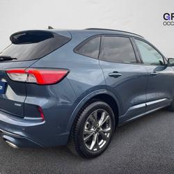 Ford Kuga Kuga 2.5 Duratec 190 ch FlexiFuel FHEV Bio&eacute;thanol Powershift ST-Line Lattes