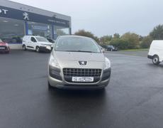 Peugeot 3008 - 1.6 HDi112 FAP Confort Pack - 6 990 €