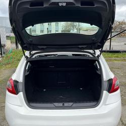 Peugeot 308 II Phase 2 1.5 BLUEHDI 130CH S&S ACTIVE BUSINESS Rennes