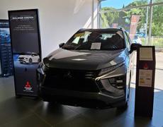 Mitsubishi Eclipse Cross - Eclipse Cross 2.4 MIVEC PHEV Twin Motor 4WD BLACK Collection - 42 990 €